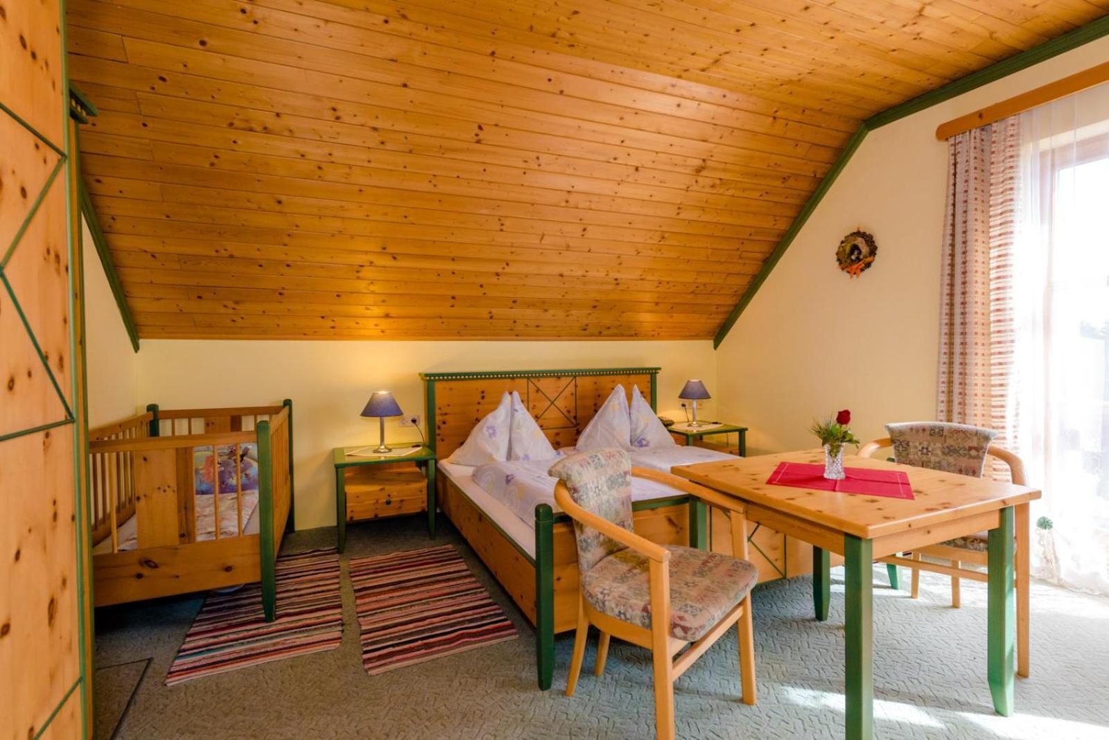 ホテル Almidylle Sabathy Obdach 部屋 写真