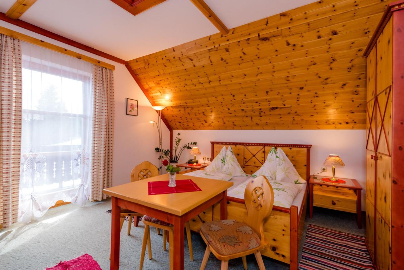 ホテル Almidylle Sabathy Obdach 部屋 写真