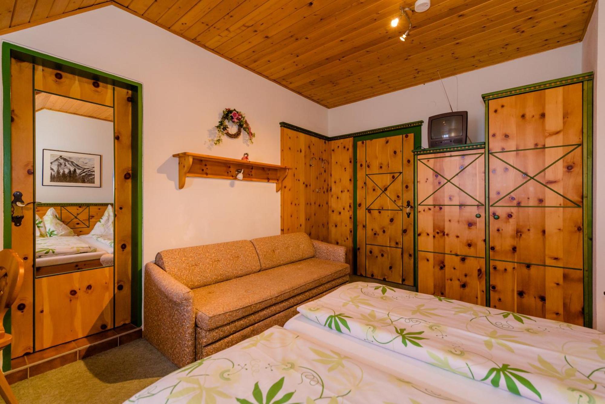 ホテル Almidylle Sabathy Obdach 部屋 写真